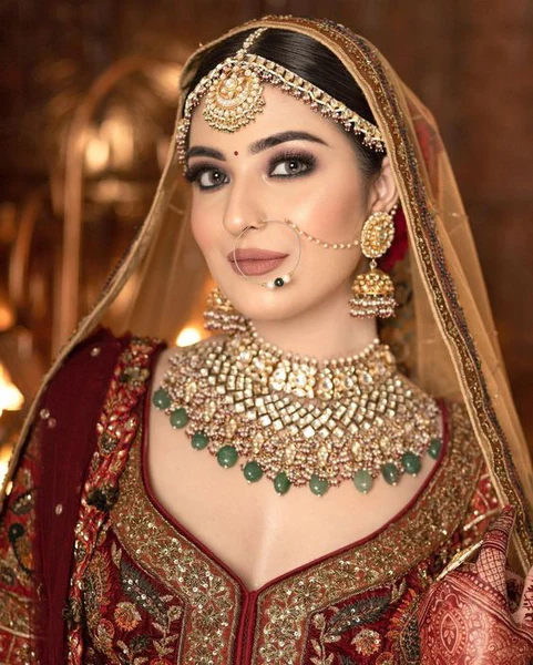 Modern Bridal Elegance