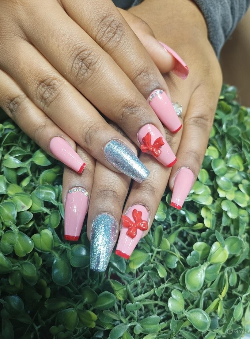 Pink & White Nail Art
